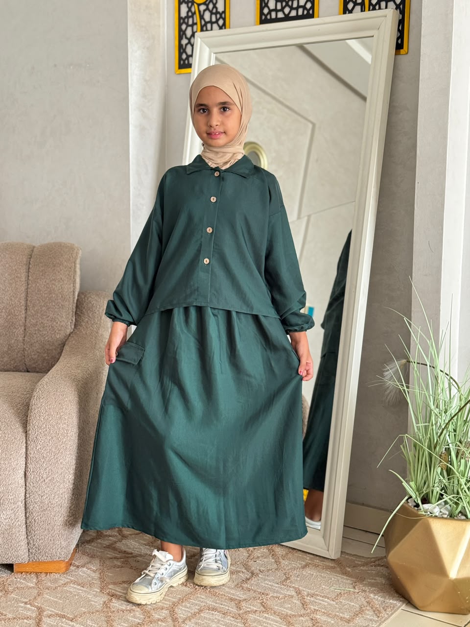 SARA-AKHDAR-PETROL-16